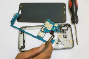 تعویض باتری لپ‌تاپ؛ اورجینال یا غیراورجینال؟ 9