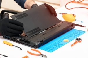 چه زمانی لپ‌تاپ Lenovo را تعمیر کنیم؟ 90