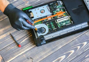 هزینه تعمیرات لپ‌تاپ در نمایندگی‌ها 68