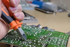 تعمیر لپ‌تاپ Apple فقط در نمایندگی 78